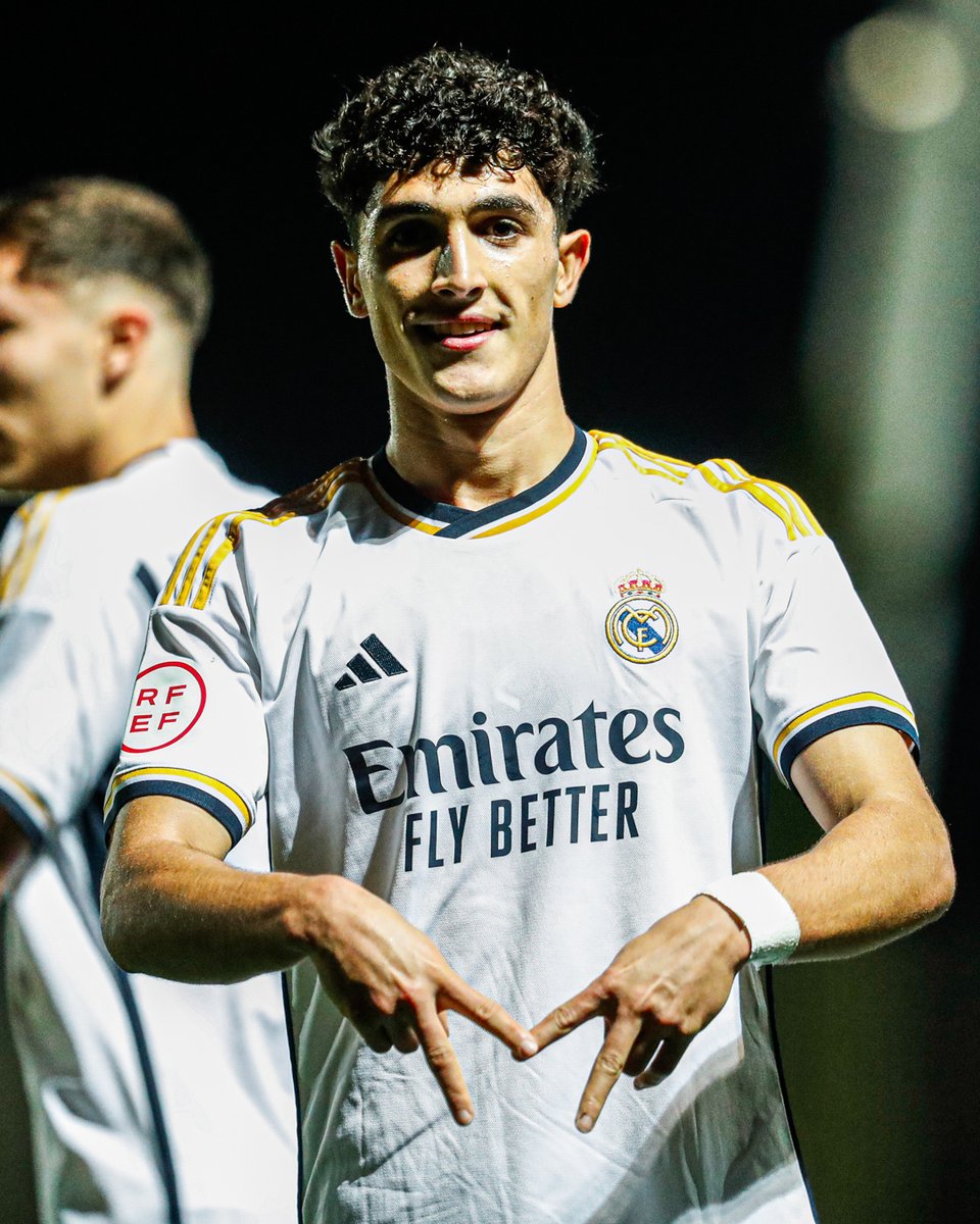 lafabricacrm's tweet photo. 🔝 Real Madrid C 🔝
💪 ¡Líder en solitario del Grupo 7 de la Tercera Federación! https://t.co/qopFVj4z2e