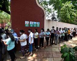 malpani's tweet photo. If we don't protect our students from the stress induced by the mad scramble for exam marks, then who will ? By making them compete with millions of others for a handful of college seats and jobs , we are actually ruining their future https://t.co/RyjRAY4ilE
