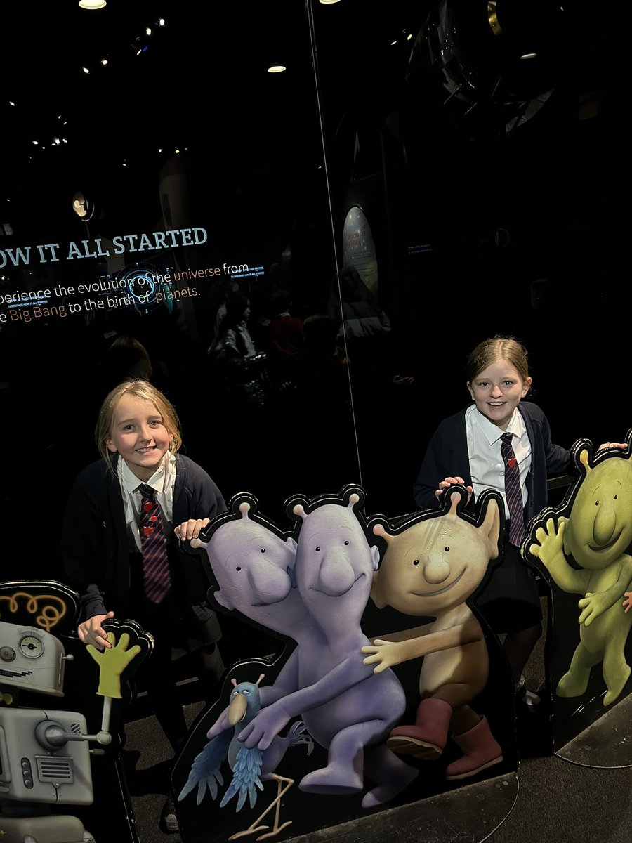 halfpennylane's tweet image. 6T enjoying their time at the National Space Centre!

#BeHalfpenny #Space #MiniScientists