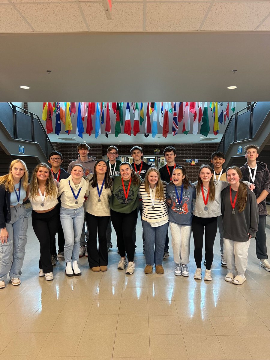 Congratulations to BHS DECA for their outstanding performance at DLC this past Wednesday. 23 students qualified to represent Blacksburg at the State conference in February!