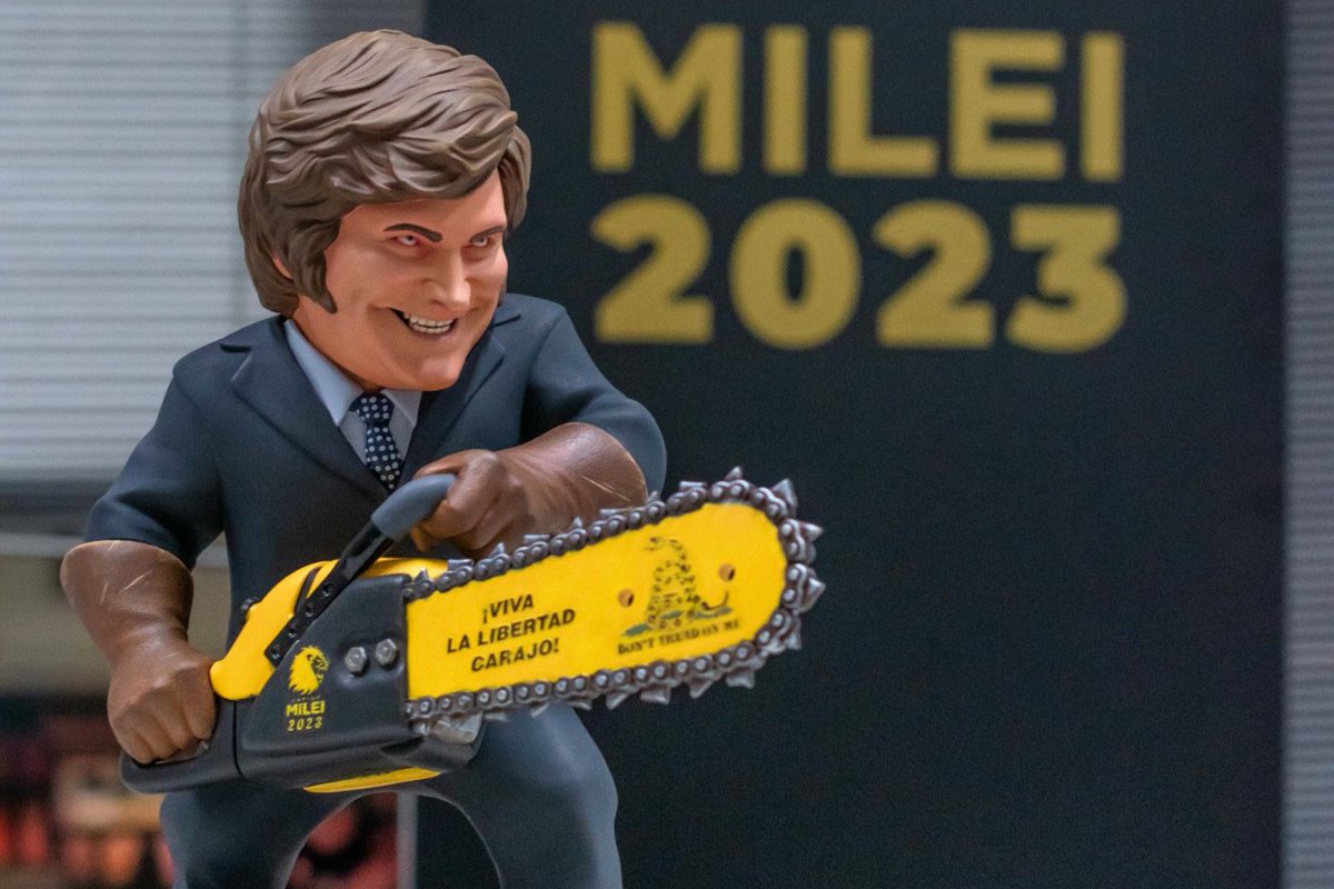 SÍ LLORO POR TI, ARGENTINA...
Por Leonardo Parrini
Léelo en LAPALABRABIERTA
lapalabrabierta.com