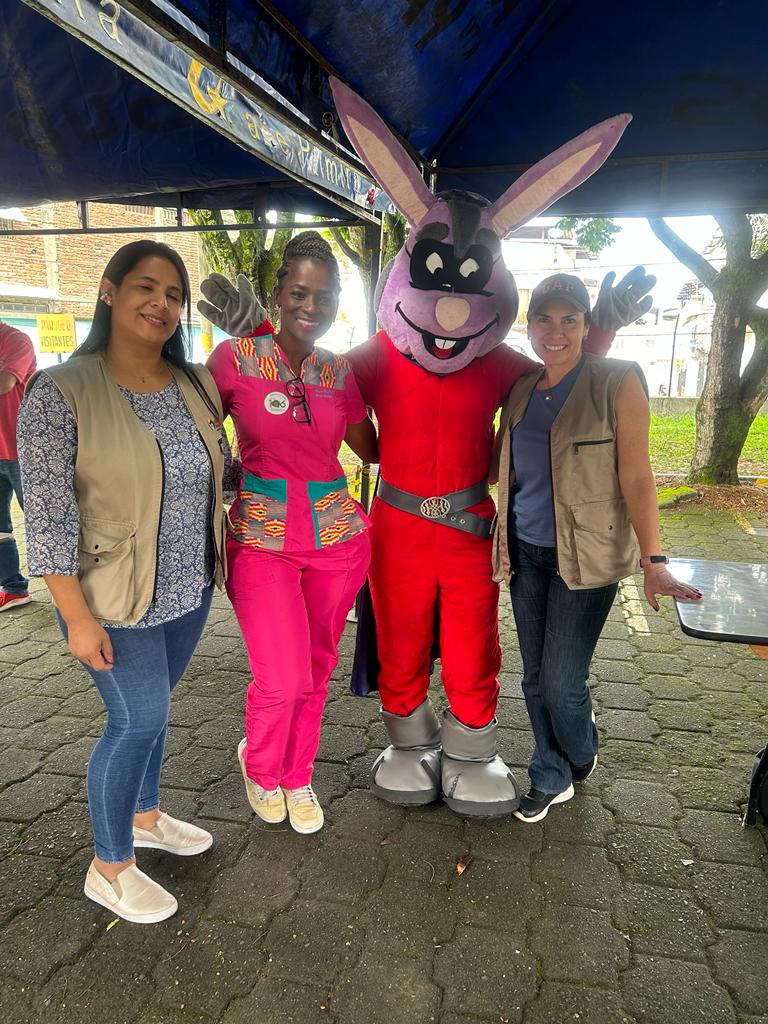 Con gran asistencia de niños, niñas y cuidadoras  se llevó a cabo la actividad de promoción de salud infantil en el Hospital Benjamín Barney Gasca, donde los menores pudieron disfrutar y aprender sobre sus cuidados a través de actividades lúdicas y recreativas.