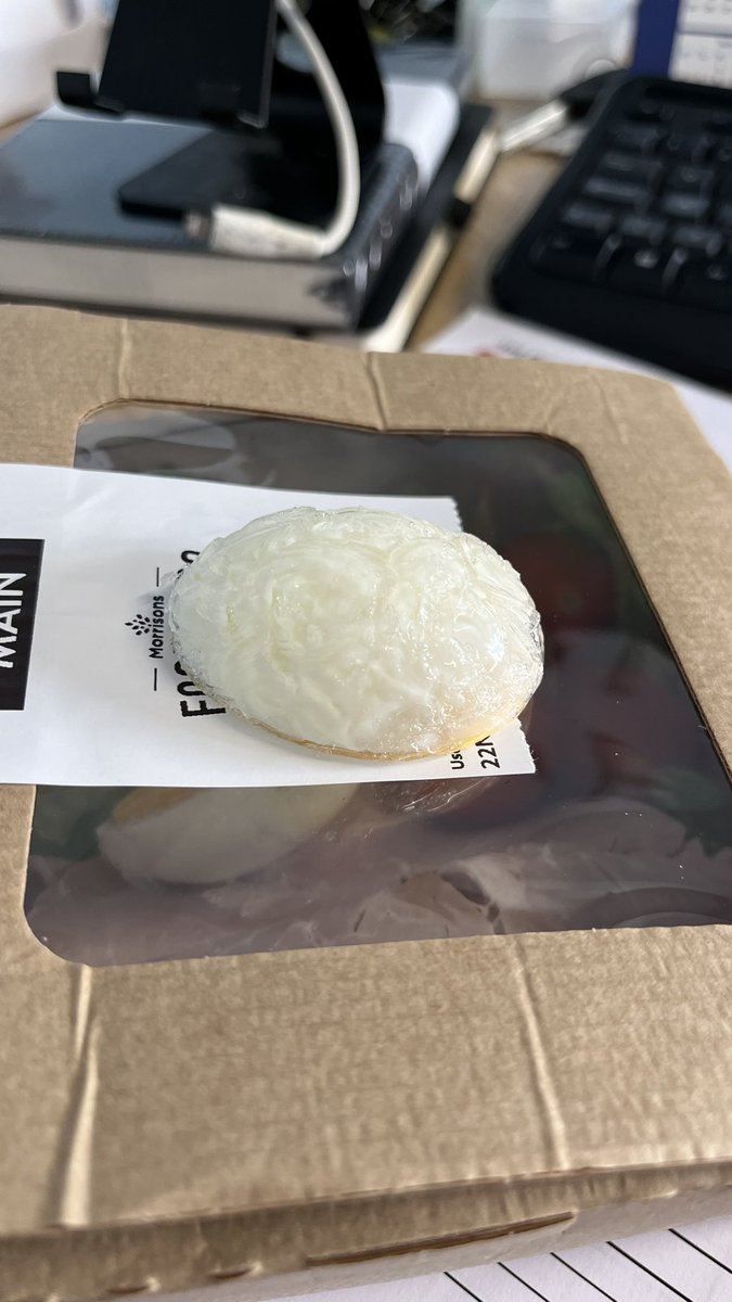 david_robson264's tweet photo. @Morrisons don’t think you are on to a winner with your new frozen salad boxes https://t.co/P0EoQH3nom