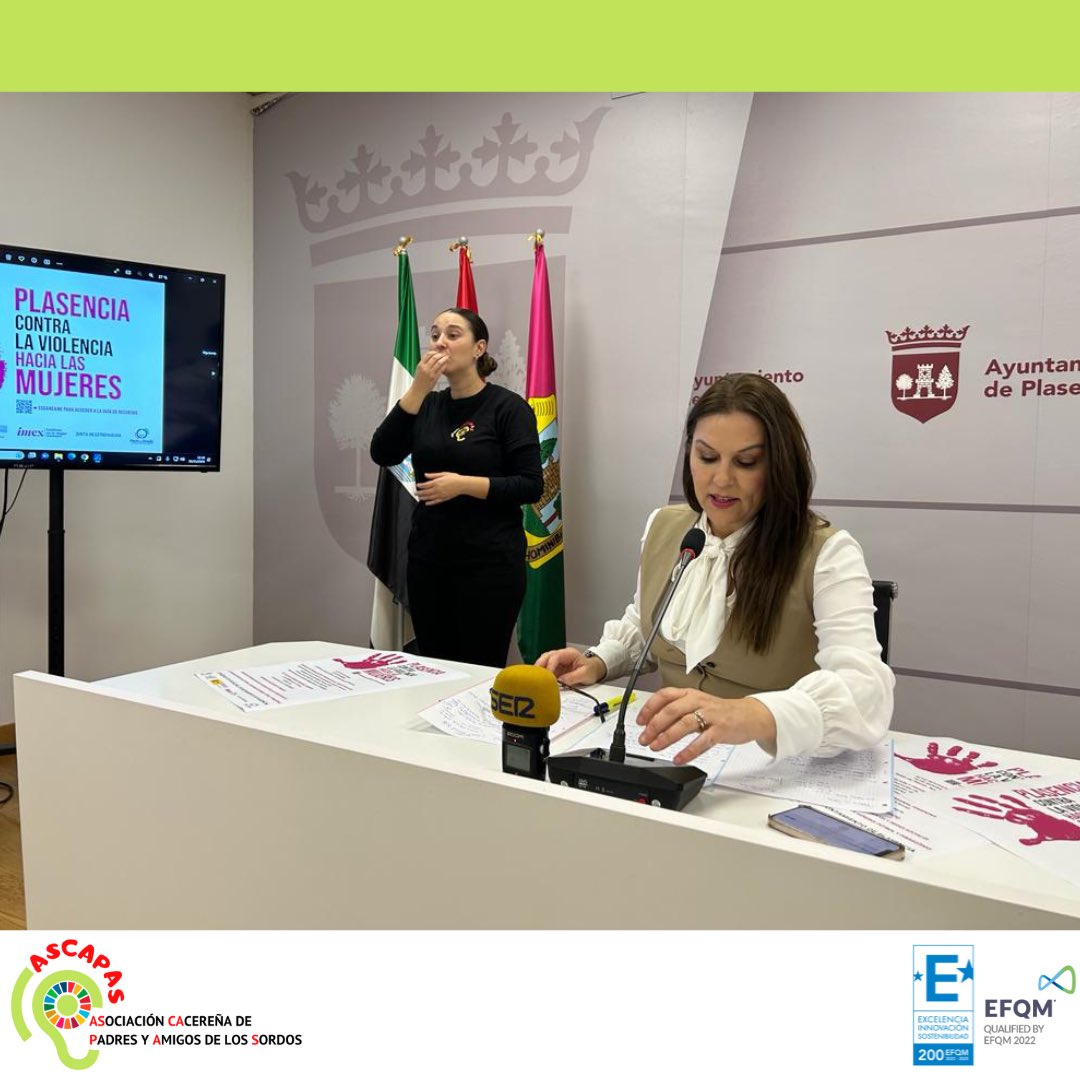 🙌🏼ACCESIBILIDAD🙌🏼

Esta mañana, la rueda de prensa del <a href="/Ayto_Plasencia/">Ayto. de Plasencia</a> para presentar las actividades por el día internacional contra la violencia de género ha sido accesible para personas signantes, gracias a la labor de ASCAPAS.

¡QUEREMOS QUE NOS OIGAS!