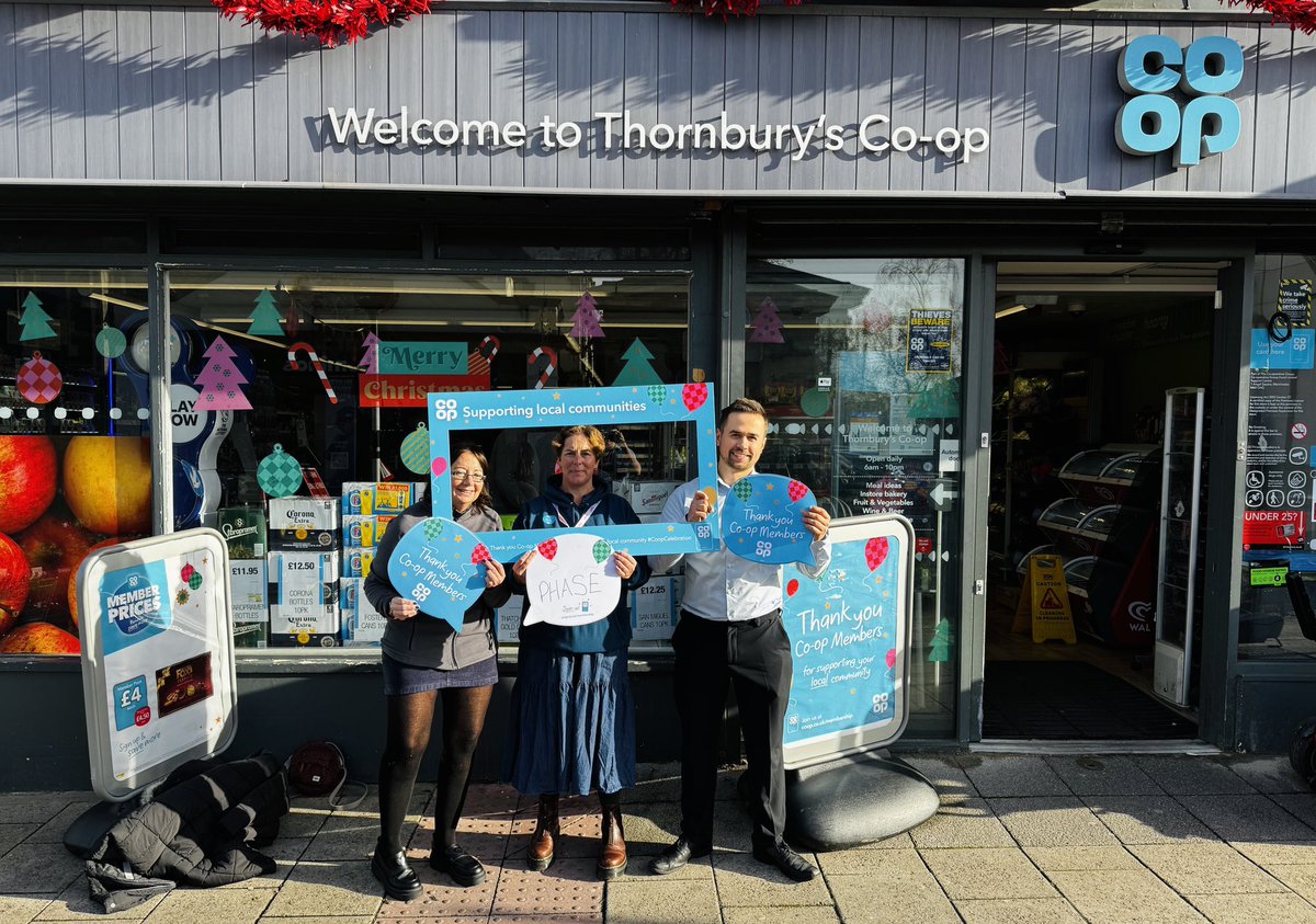 GibsonStubbs's tweet photo. My last #CelebrationDay in #Thornbury is done. @PhaseThornbury are a fantastic charity who support young people &amp; their mental health.
We were delighted to hand over a cheque for £1833.48 which will hopefully make a difference. #ItsWhatWeDo #MakingADifference #SWCoopMPs @coopuk https://t.co/SpXjegM5eY