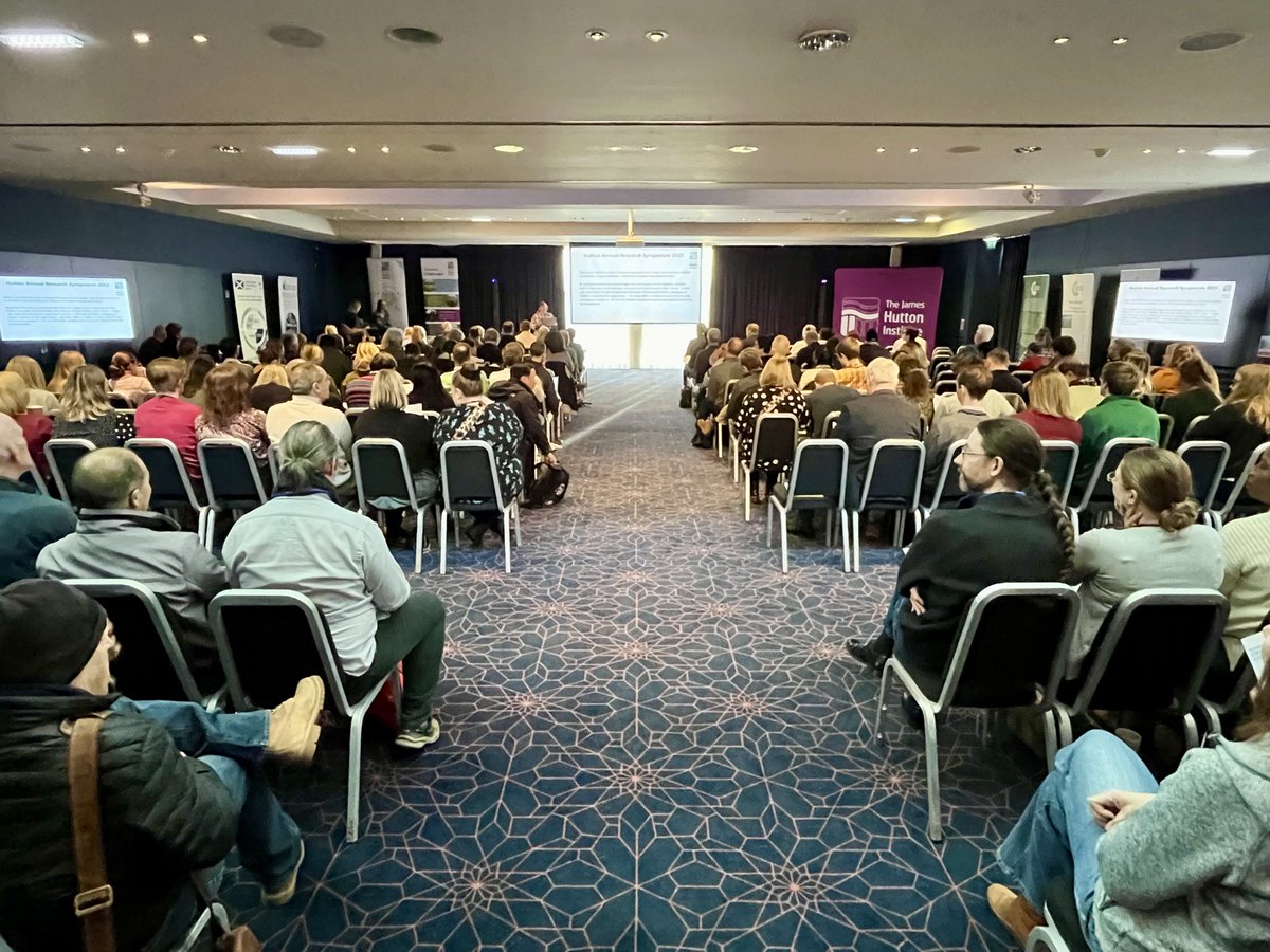 JamesHuttonInst's tweet photo. Exciting day at the Hutton Annual Research #Symposium in Dundee today.
 
Our symposium aims to spotlight the extensive #research happening across the Institute; it’s a fantastic opportunity for colleagues to connect, exchange ideas, &amp; share research trends. 🤝🔬

#HuttonResearch https://t.co/hVE4KlyGDu