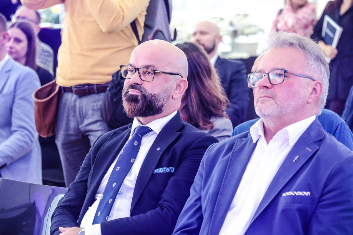 KatowickaSSE's tweet photo. Dzięki najnowszym technologiom obróbki stali, specjalizacji produktowej i innowacjom procesowym, #Fortaco wychodzi naprzeciw oczekiwaniom klientów teraz i w przyszłości.👏 https://t.co/YaWWFpKqdu