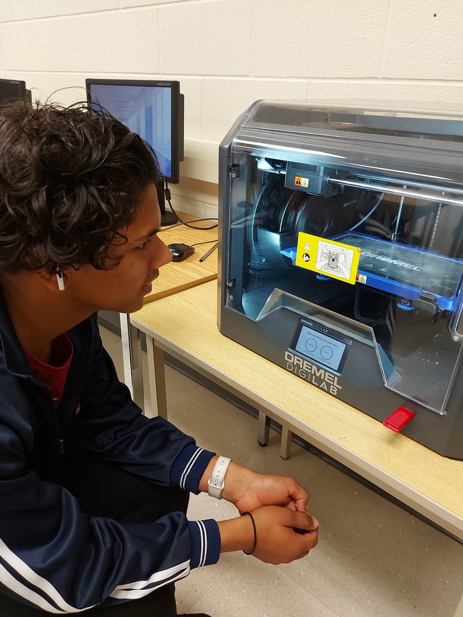 Our Gr9 Exploring Technology students dive into the future of technology! Students are geared up for an epic adventure, combining design genius with 3D printing magic to pave the way to Mars. #MarsBound