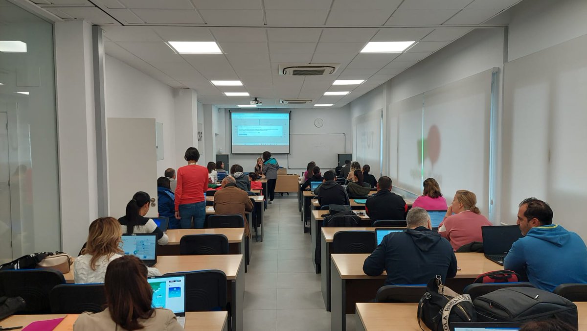 CSIFGranada's tweet photo. 🗣️#BolsaSAS Si necesitas ayuda para realizar el autobaremo de Bolsa a través de la VEC, participa en nuestras sesiones informativas.
✅Lunes a viernes 11h. / martes y jueves 17h.
✅Aforo limitado.
✅Información e inscripciones: sanidad18@csif.es
#CSIFSanidad #CSIFPorTiContigo https://t.co/yv07ixJ2lw