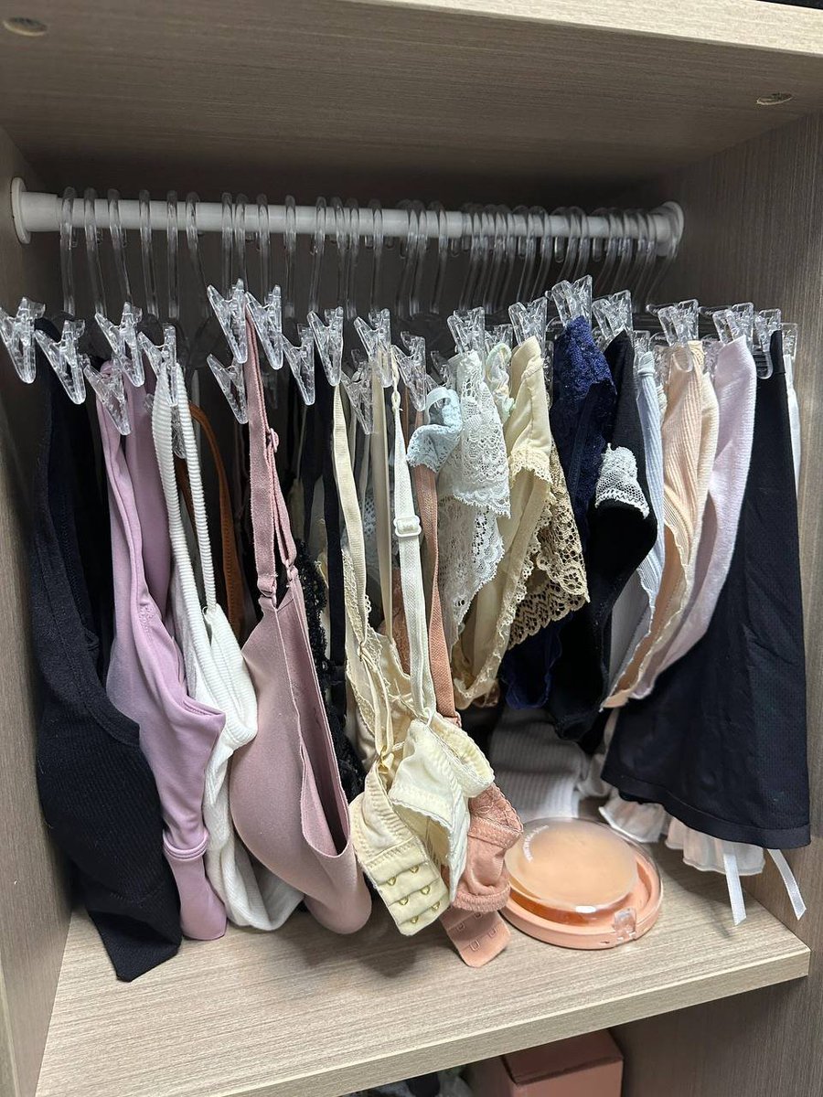 haiss520's tweet photo. 习惯了不叠只���的收纳  (*^▽^*)      但是看着也挺舒服的 整洁干净呢 https://t.co/JYTWNlEb8L