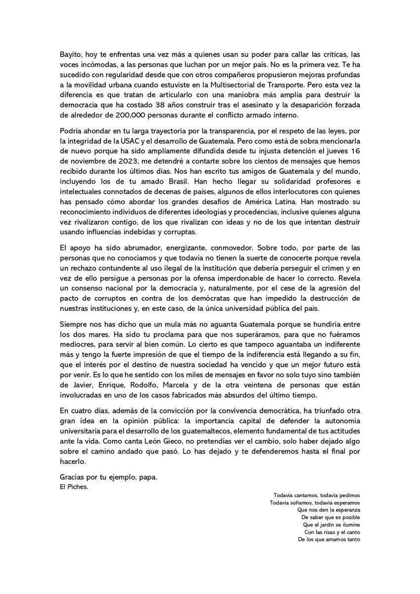 Piches_'s tweet photo. Hoy es la audiencia de primera declaración de mi viejo y dado que no puedo acompañarlo físicamente por causa de mi estancia doctoral, le he escrito esta carta expresándole lo orgullosos que estamos de él.

#LibertadParaGuayo y para los presos políticos. https://t.co/thF5217ukr