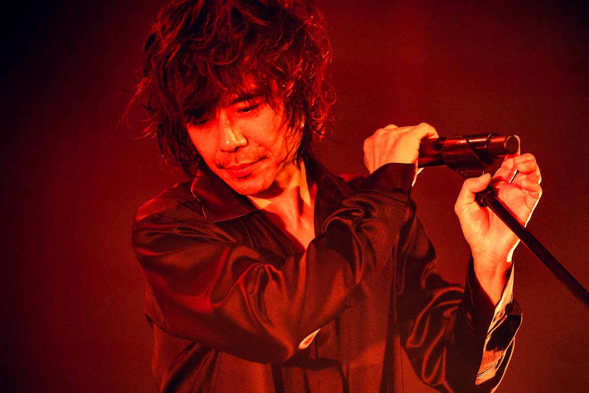 miyamoto_hiroji's tweet photo. 宮本浩次「ロマンスの夜」大阪公演終演いたしました。大阪・中之島の街で、素敵な夜をお楽しみいただけたと思います。ありがとうございます。
来週11月27日・28日は東京 有楽町・東京国際フォーラム公演です。

#宮本浩次 https://t.co/b8jUX32dXb