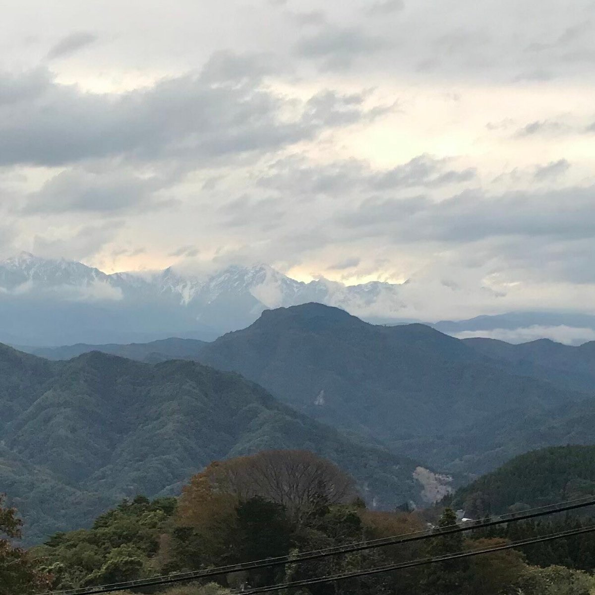 Shiojima13083's tweet photo. #大岡村 #アルプス展望道路
数年前、北アルプスが見えるとは知らずに走った道
#RidewithGPS で見つけたその時とは違うルート
夕焼けと白い北アルプスが見れたらいいな〜と明日のライド予定 https://t.co/oMyAA3yii4