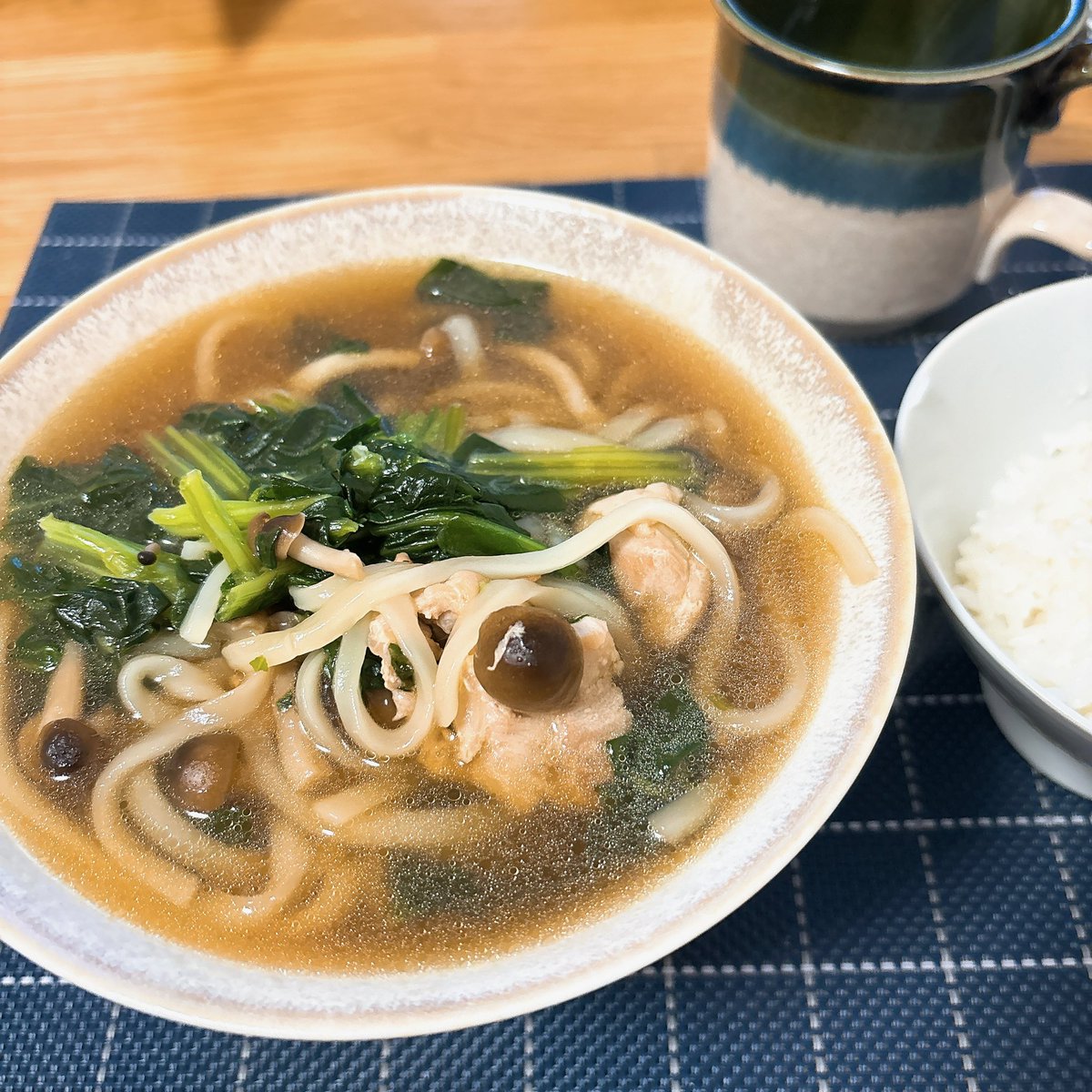 710sne's tweet photo. 最近のお家ご飯たち🍚🍚🍚
#パスタ
#親子丼
#コンソメスープ
#ほうれん草の胡麻和え
#ほうれん草としめじのうどん
#レタスチャーハン
#鶏肉と大根の炒め煮
#おうちご飯 https://t.co/tGHU8DTOPl