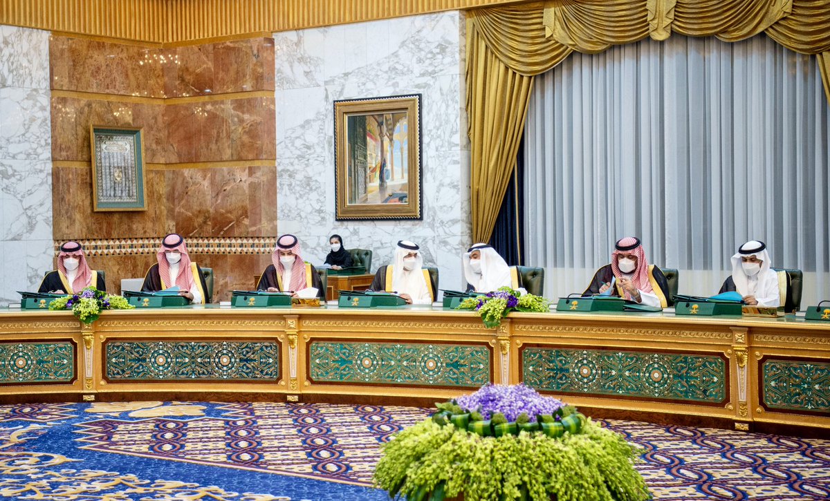 Bandaralgaloud's tweet photo. سيدي #خادم_الحرمين_الشريفين يرأس جلسة #مجلس_الوزراء. https://t.co/i85UgteUbr