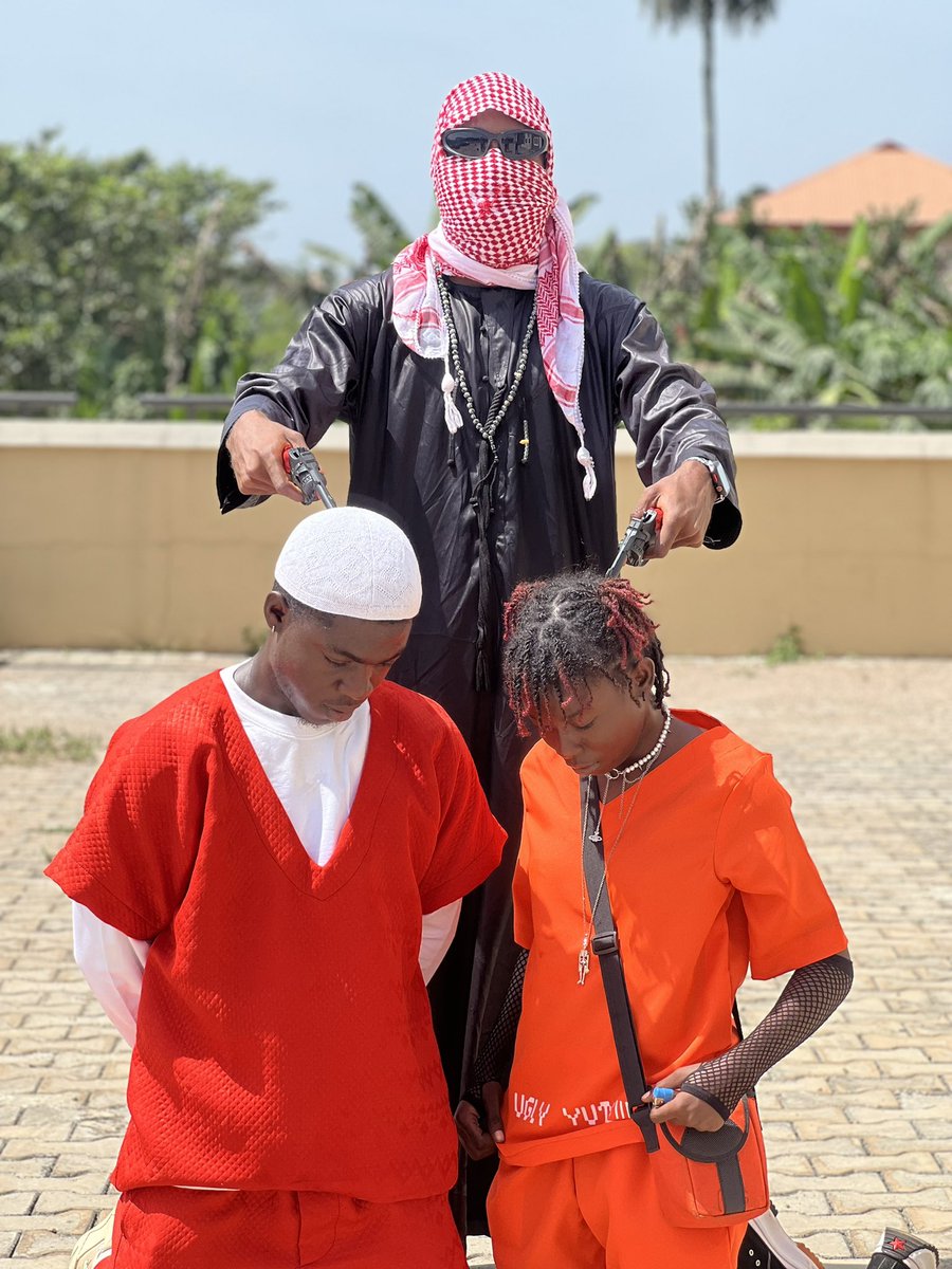 zazaofafrica_'s tweet image. Allahu Akbar 💣

#ClassInvicta #FUTAClass22 #TheINVICTA #InvictaCostumeDay