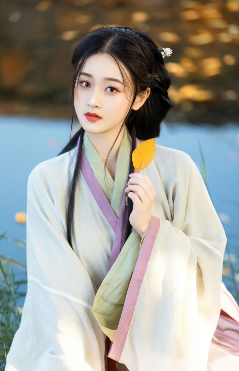 是你的神仙姐姐嘛。漏关请告诉我呀，黄赌毒就自觉绕行吧。 https://t.co/MzCmIjLmdz