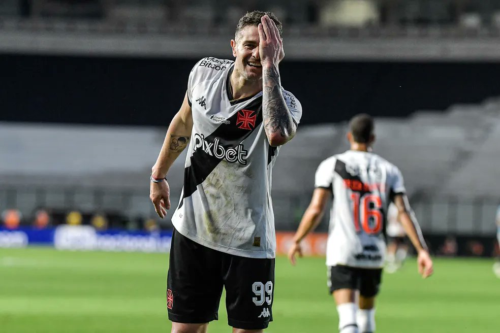 Vegetti, do Vasco, é absolvido e pode jogar contra o Cruzeiro