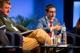El pasado viernes <a href="/TodoliAdrian/">Adrian Todoli</a> participó en el Foro Europeo sobre la Ocupación y Derechos Sociales, un evento de primer nivel donde profundizar en las distintas relaciones entre la IA y el mundo del trabajo que se desarrollan actualmente.
l1nq.com/BE2uF