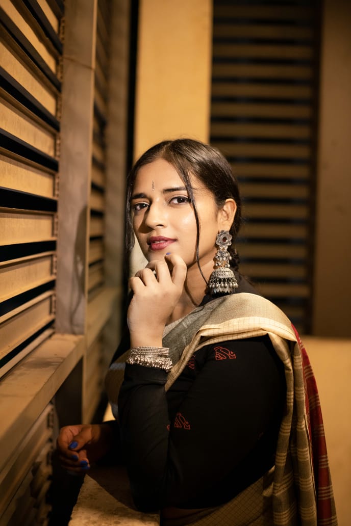 JayaTvOfficial's tweet photo. #ActressVasundhara looks fantastic in a minimal Indo-western style.
@ivasuuu #Actress #WesternStyle #Recentphotoshoot #JayaTv https://t.co/l8Mq8fwB8l
