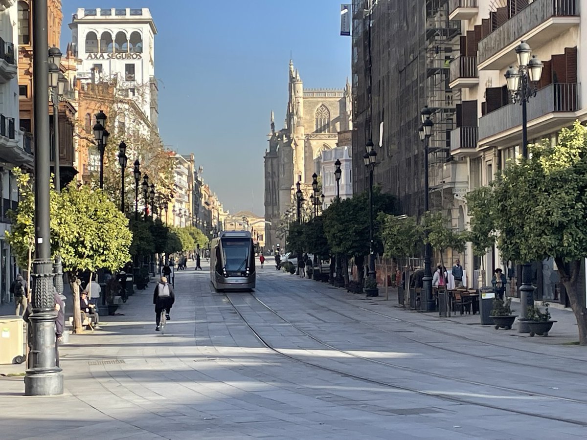 ‘Morning Light on Avenida de la Constitucion, Seville’

Painted on location and now available online @royalinstituteofoilpainters Annual Ex2023 
Click the link in my bio to find out more

#pleinair #pleinairpainting #sevilla #artofspain #oilpainting #royalinstituteofoilpainters