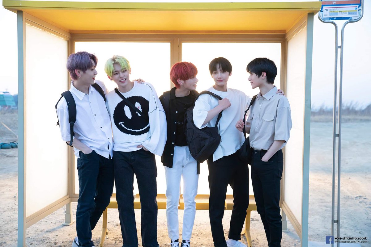TXTChartData's tweet photo. .@TXT_members' "The Dream Chapter: Eternity" has now surpassed 300M streams on Spotify, becoming their 8th album to do so. https://t.co/E2jGL0TwJT