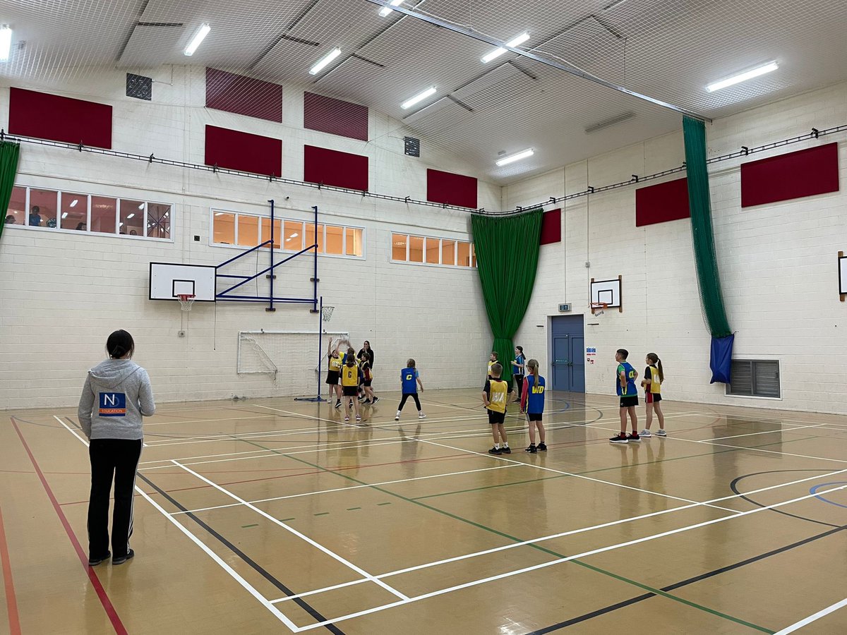 Gem Cynderfynol 🤩

<a href="/YDdwylan/">Ysgol y Ddwylan</a> vs Tim <a href="/YsgolBroTeifi/">Ysgol Bro Teifi</a> A 🙌🏐
