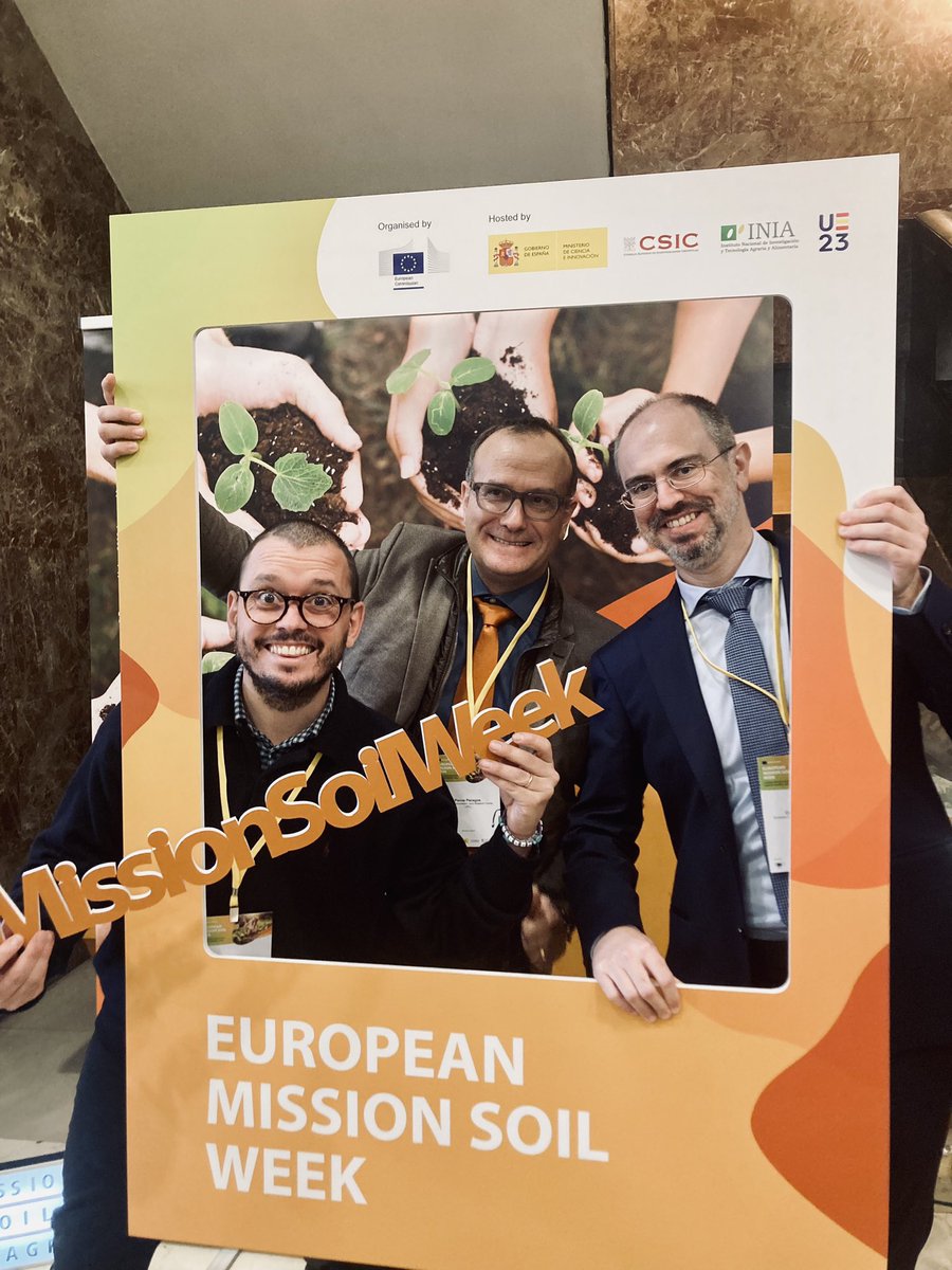alberto_orgiazzi (@lultimoalbero) on Twitter photo The <a href="/EU_ScienceHub/">EU_ScienceHub</a> soil team at <a href="/EUAgri/">EU Agriculture๐ฑ</a> is #MissionSoilWeek #EuSoil
We ๐ค soil The <a href="/EU_ScienceHub/">EU_ScienceHub</a> soil team at <a href="/EUAgri/">EU Agriculture๐ฑ</a> is #MissionSoilWeek #EuSoil
We ๐ค soil