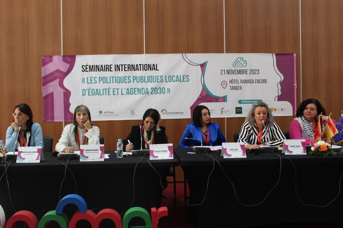 FAMSI_Solidario's tweet photo. #Tanger📍👋🏾En la mesa 3 diferentes perspectivas han alimentado el debate en torno a cómo se construye una planificación local con perspectiva de género teniendo como marco la #Agenda2030
🟪Seminario sobre políticas públicas para la #igualdad #ForoAnmmar https://t.co/Vk7K6HN1Sj