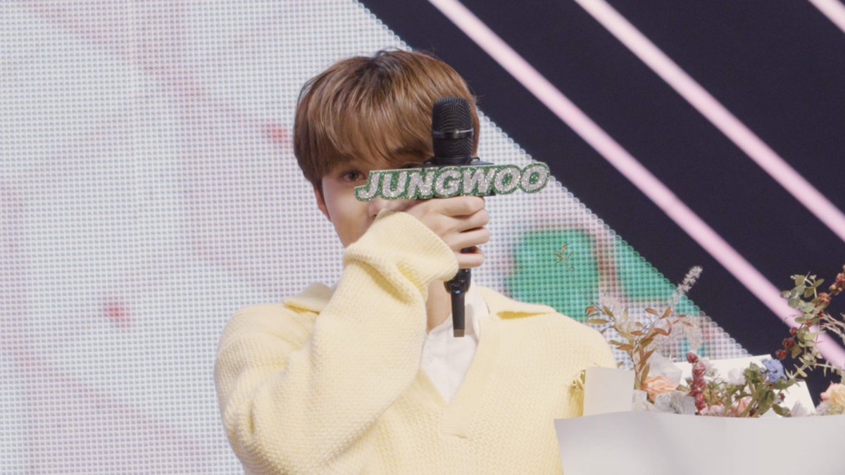 WHEN JUNGWOO CRIED | GOOD BYE 쇼! 음악중심
 
youtu.be/r1OJfKvpyl0
 
#JUNGWOO #정우 #음악쩡심
#NCT #NCT127
#쇼음악중심 #음악중심