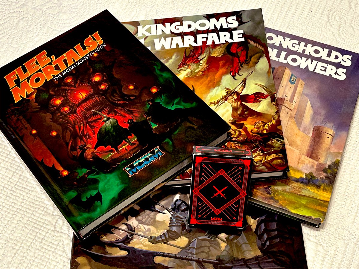 Cali486's tweet photo. Christmas came early this year!
I’m a happy GM now @helloMCDM @mattcolville 
#dnd5e #mcdm #fleemortals https://t.co/nwO1YoAWZu