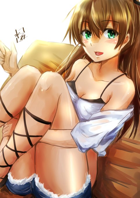 #いいふとももの日 
私服くまのん 