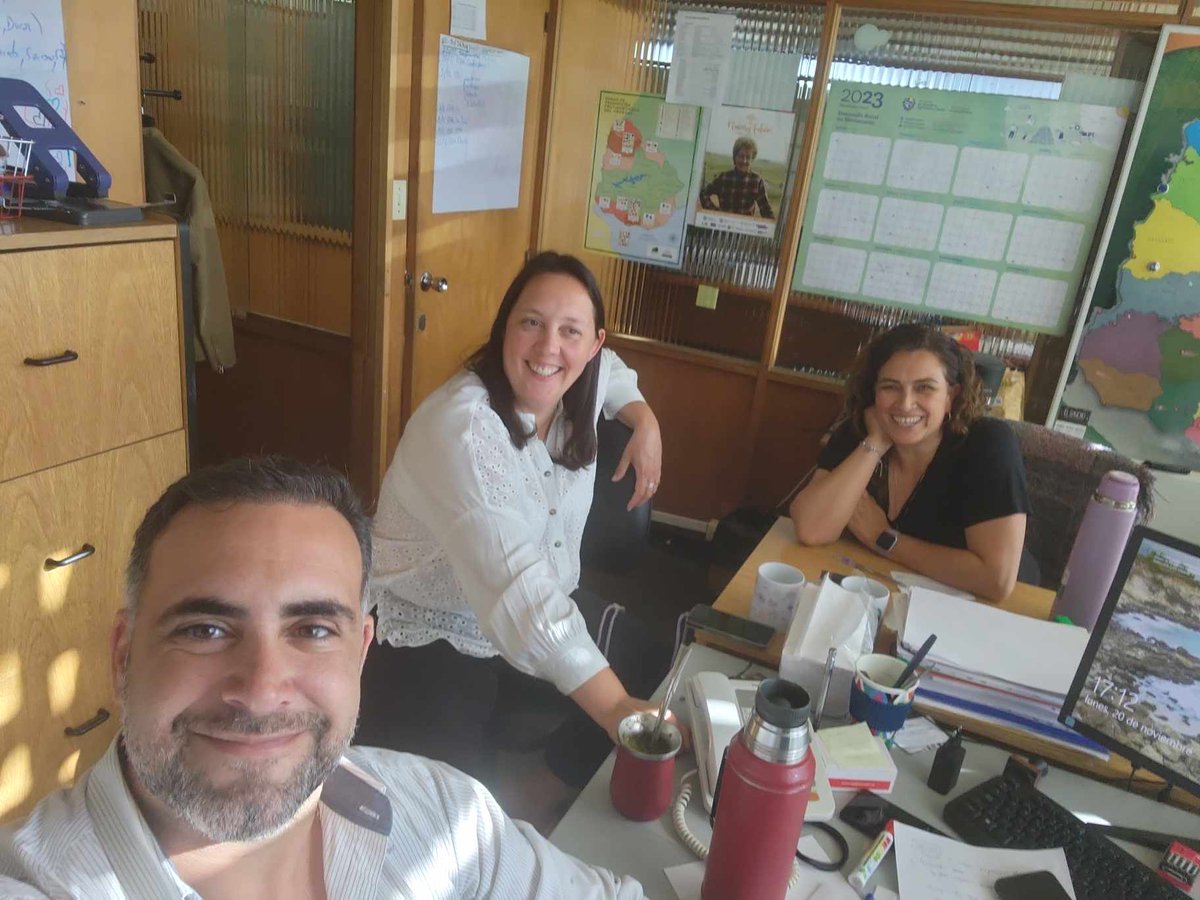 Se armó jornada multitemática  en Garzón. Gran equipo y el fotógrafo!!!