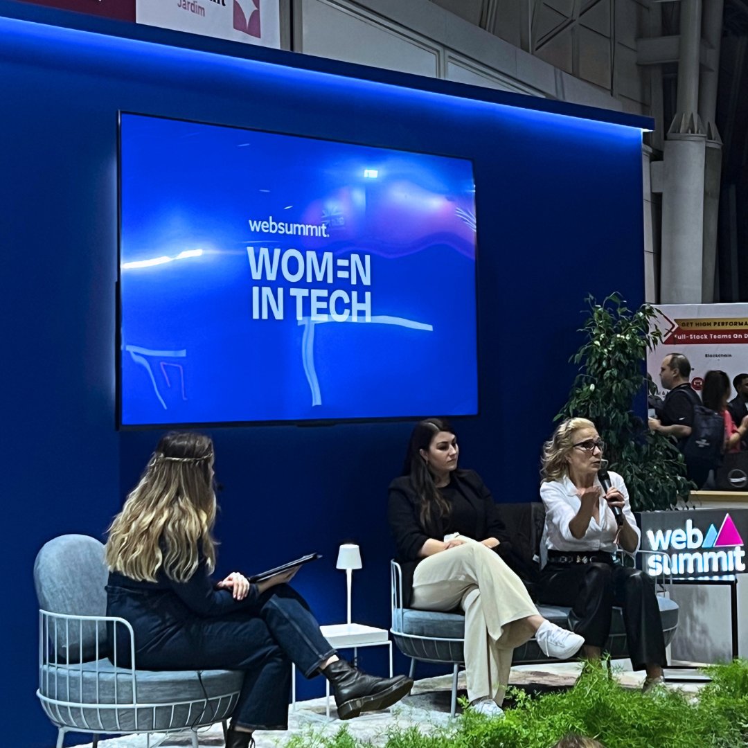 appstellar_io's tweet photo. Fresh off an unforgettable week at the #WebSummit  Lisboa! 🇵🇹 
 
This Web Summit was all about people; technology is simply the means to get there. We connected with industry leaders, made a few new friends, and indulged in the local cuisine.

🧵1/2 https://t.co/gba19tQKEw