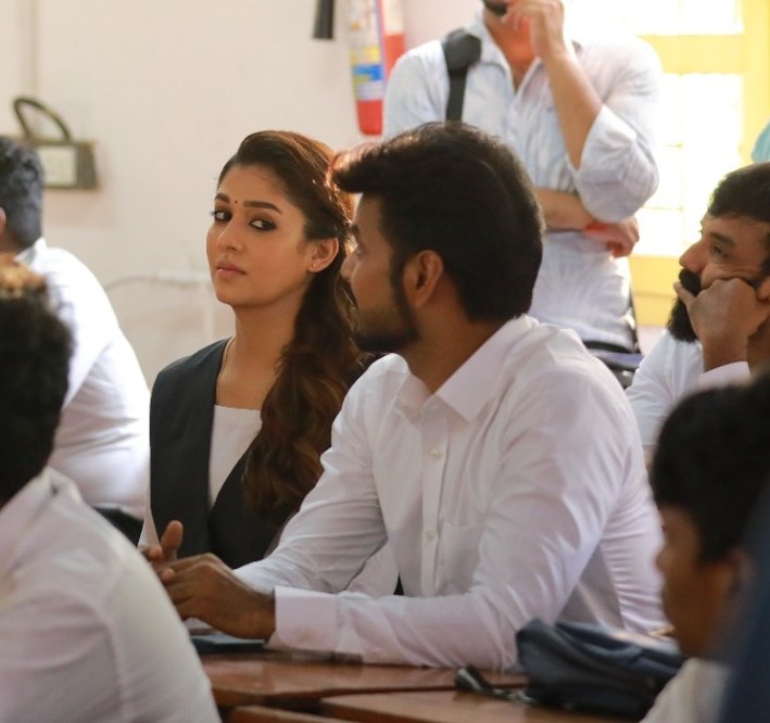 LoveNT009's tweet photo. #Annapoorani: New photo featuring Nayanthara and Jai. Excited to witness the reunion of the RajaRani duo onscreen!😍
@NayantharaU #N75 #Jai @Nilesh_Krishnaa #Nayan75 #Nayanthara75 #Ladysuperstar https://t.co/MYx7eeBdR5
