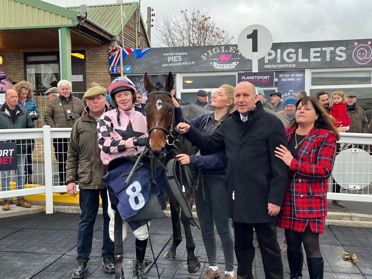 RACE 2 RESULT - The Racing Specials Every Day At <a href="/planetsportbet/">Planet Sport Bet</a> Novices' Handicap Hurdle

🥇 Mactavish
🥈 Bertie Wooster
🥉 Blackacre

Jockey: <a href="/StanSheppard9/">Stan Sheppard</a> 
Trainer: <a href="/Shep84Matt/">Matt Sheppard</a> 
Owner: Mr Barry Hawkins