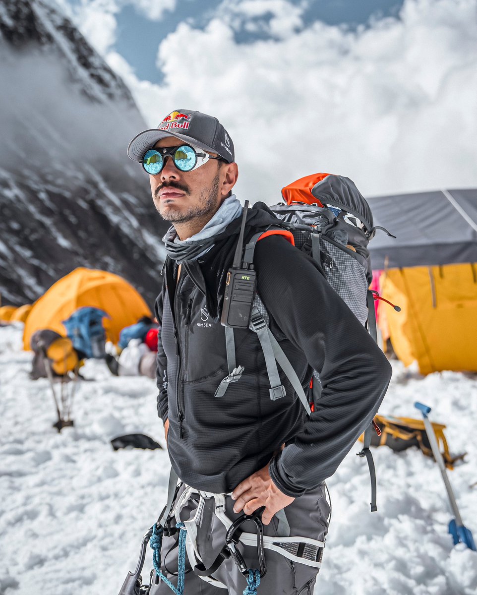 Opinions made by people who don’t even know you are meaningless. These days it seems like everyone has an opinion on everyone and everything, and the worst thing is these opinions are made by people who don’t know you at all 🤷🏽

To the younger generations reading this, my advice