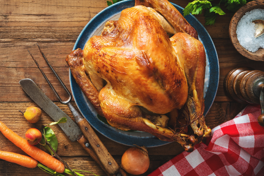 Host the perfect Thanksgiving dinner with these top tips.🦃
farmflavor.com/lifestyle/home…