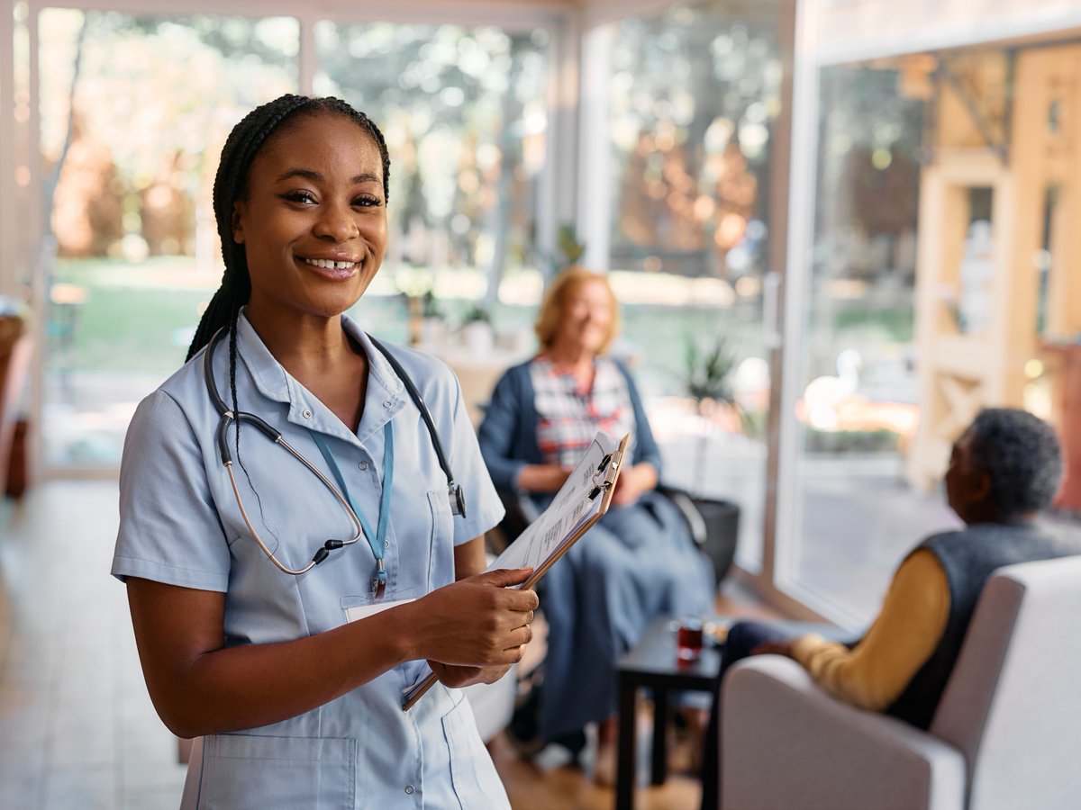 Ready to revolutionise care? Discover how T-Level placements can boost talent in healthcare & social care. Join @educationgovuk & @sdn_hq's webinar on Nov 30. 🔗 Sign up to shape the future of care: employers.tlevels.gov.uk/hc/en-gb/secti… #Tlevels #HealthAndSocialCare #TalentDevelopment