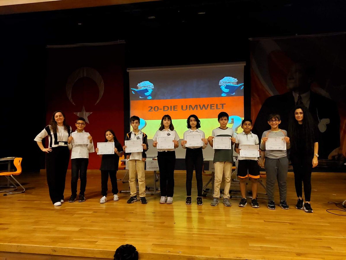 Gulllkocc's tweet photo. Cevizlibağ Doğa Koleji olarak Ortaokul öğrencilerimizle Almanca Wörterbuchwettbewerb (sözlük yarışması) etkinliğimizi yaptık. @OkanIslakk  @UdoKywall  @CevizlibagDoga  @DogaOkullari https://t.co/JKgV5iJA3z