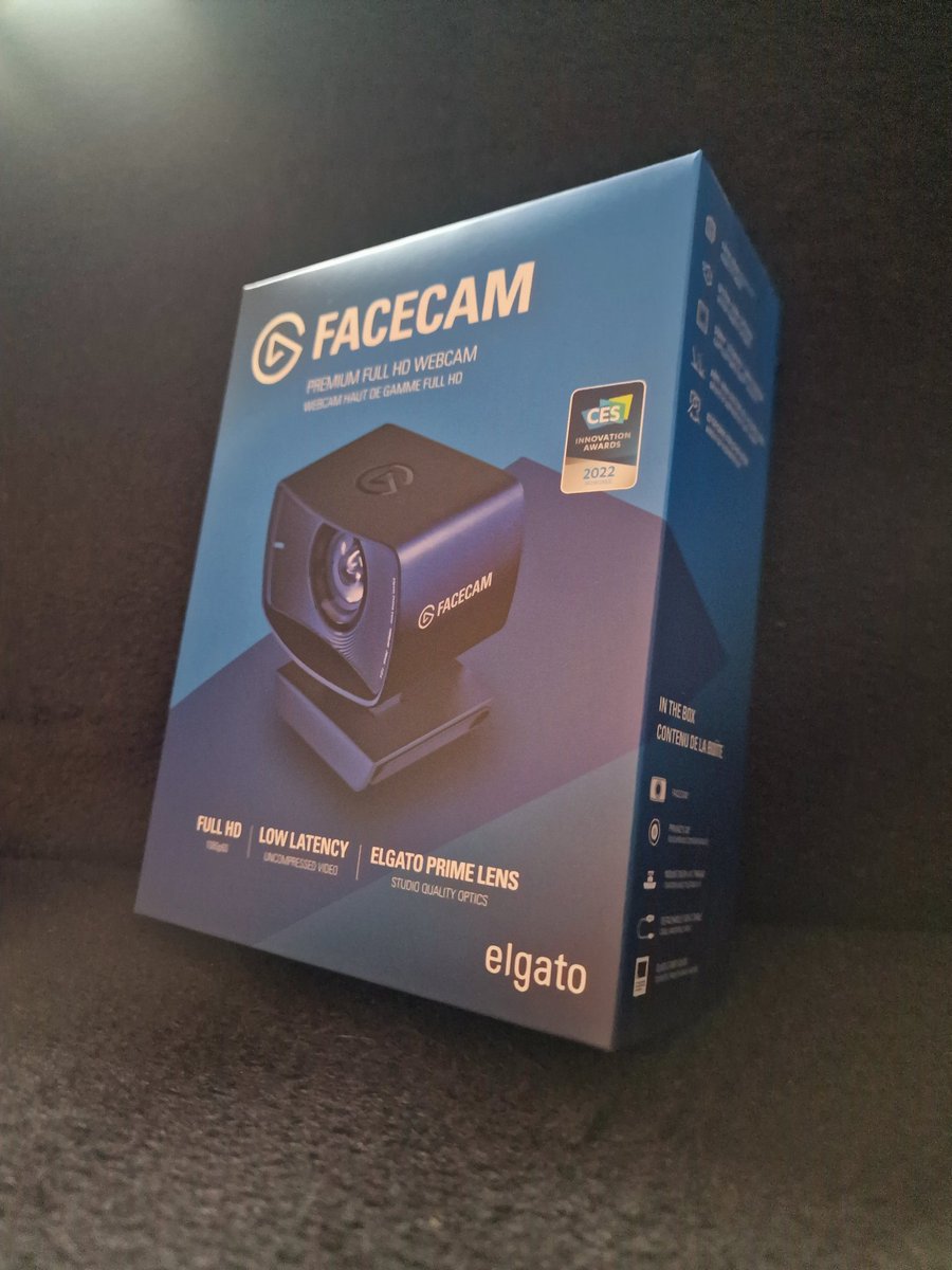 The1v2's tweet photo. Upgrade time. Good bye old c920, you were good but its time to go further! #elgato #egatofacecam #streamertech https://t.co/UctcxezQfD
