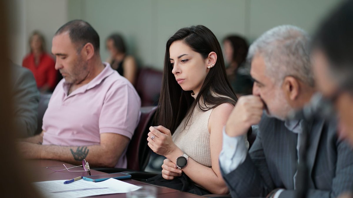 DiputadosMPN's tweet image. #ComA despacho por mayoría al 📍presupuesto general para el ejercicio financiero 2024 del Poder Judicial y a las 📍modificaciones al Código Fiscal provincial #Neuquén ✍️Los proyectos de ley fueron girados a la #ComB de Hacienda y presupuesto para su posterior envío al recinto