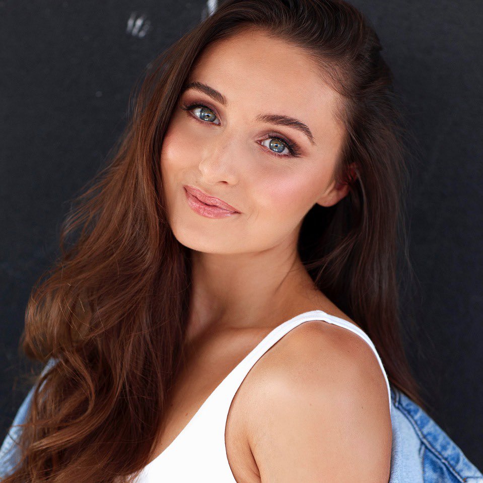 We wish Megan Millie a great rest of her
contract as Ash in 'Sing On Tour' at Universal Studios
Beijing.