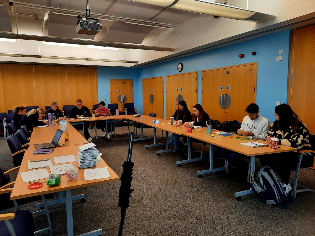 CharlotteC tweet media