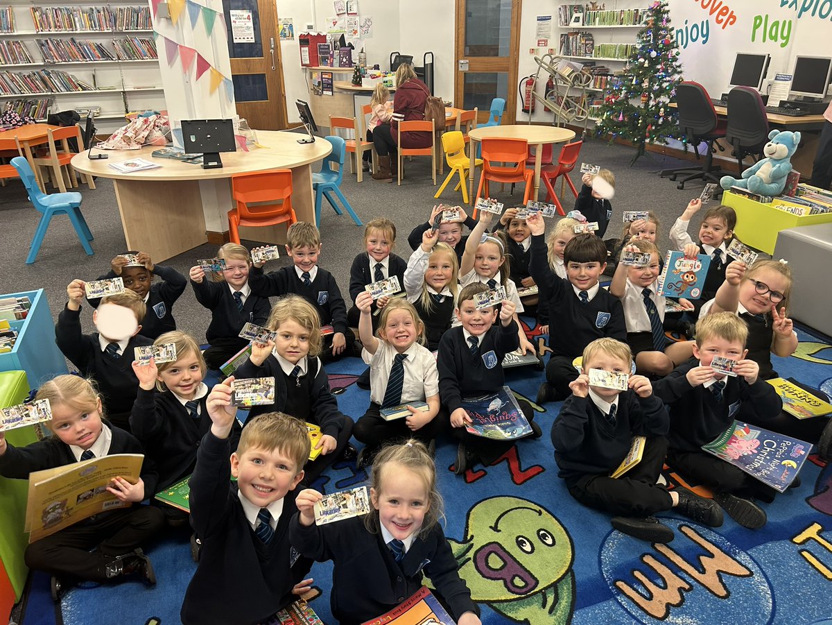carletonparksch's tweet image. Reception class have had a lovely morning at the library today. They listened to a story, looked at books, coloured pictures and even learnt how to scan their own book. #pontefractlibrary #lovetoread #EYFS