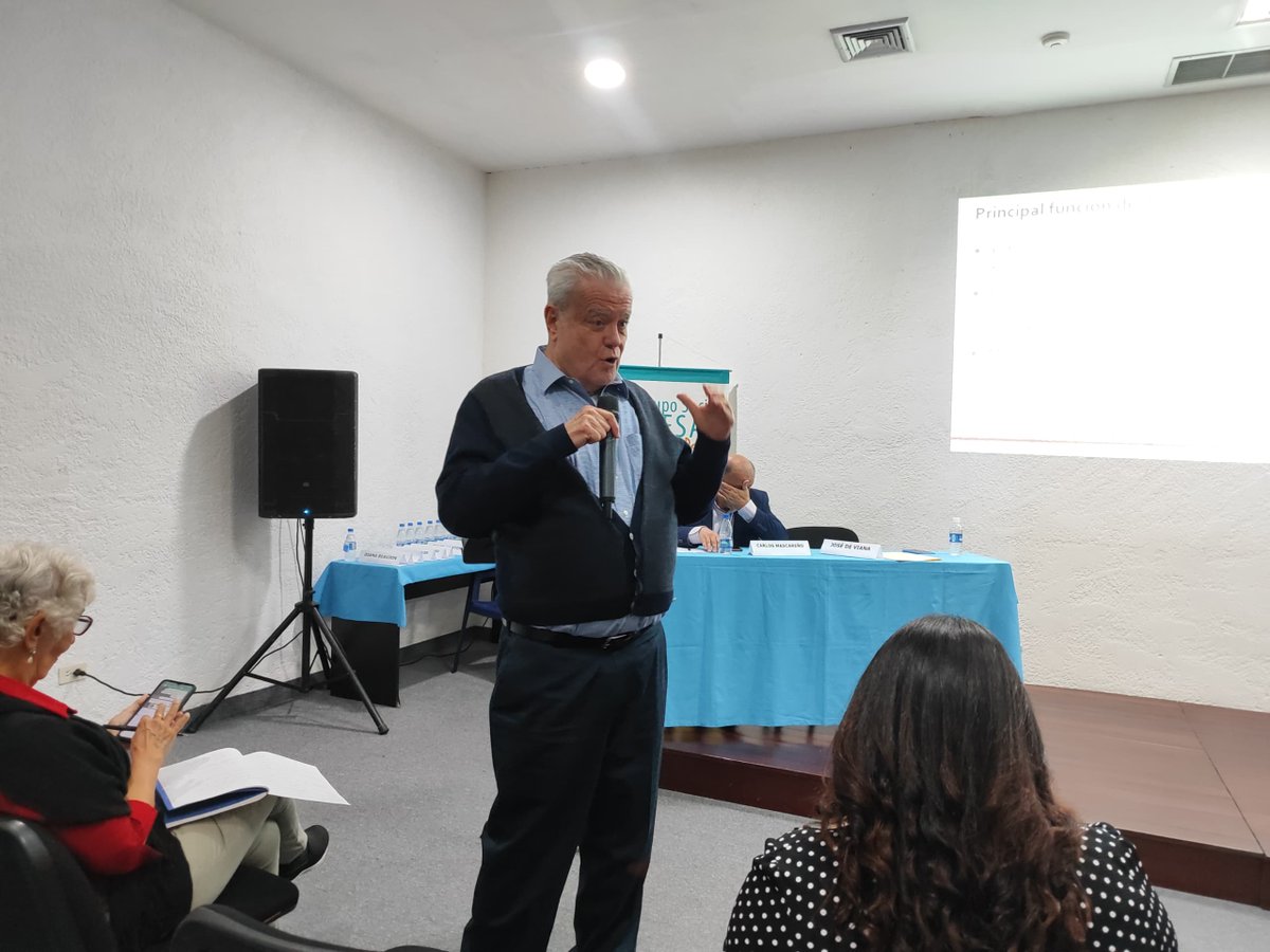 CESAP_AC's tweet photo. José María de Viana: No hay manera de tener agua potable si el Estado no se transforma, independientemente de la ideología, el trabajo más importante de un Estado es proveer públicos servicios eficientes. #ForoGestiónComunitariaDelAgua #AguaPotable #LaGentePropone https://t.co/ATNjlzPA11