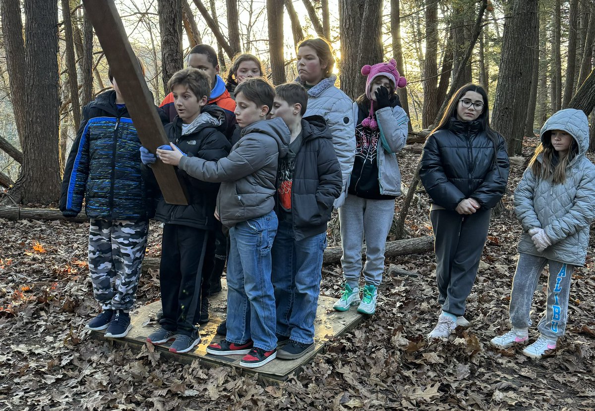 MrsBruno35's tweet photo. @OSchool4 Teambuilding at Ashokan https://t.co/S7IQNReOma
