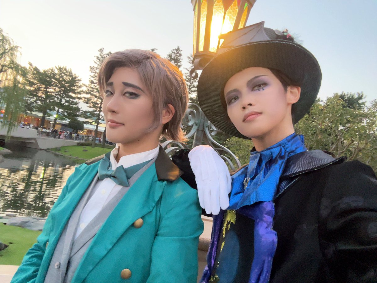 ghostsuitor's tweet photo. ※クロスオーバー

ゴースト邂逅☕️🗝
#Dハロ仮装2023 https://t.co/PyTJardYKZ