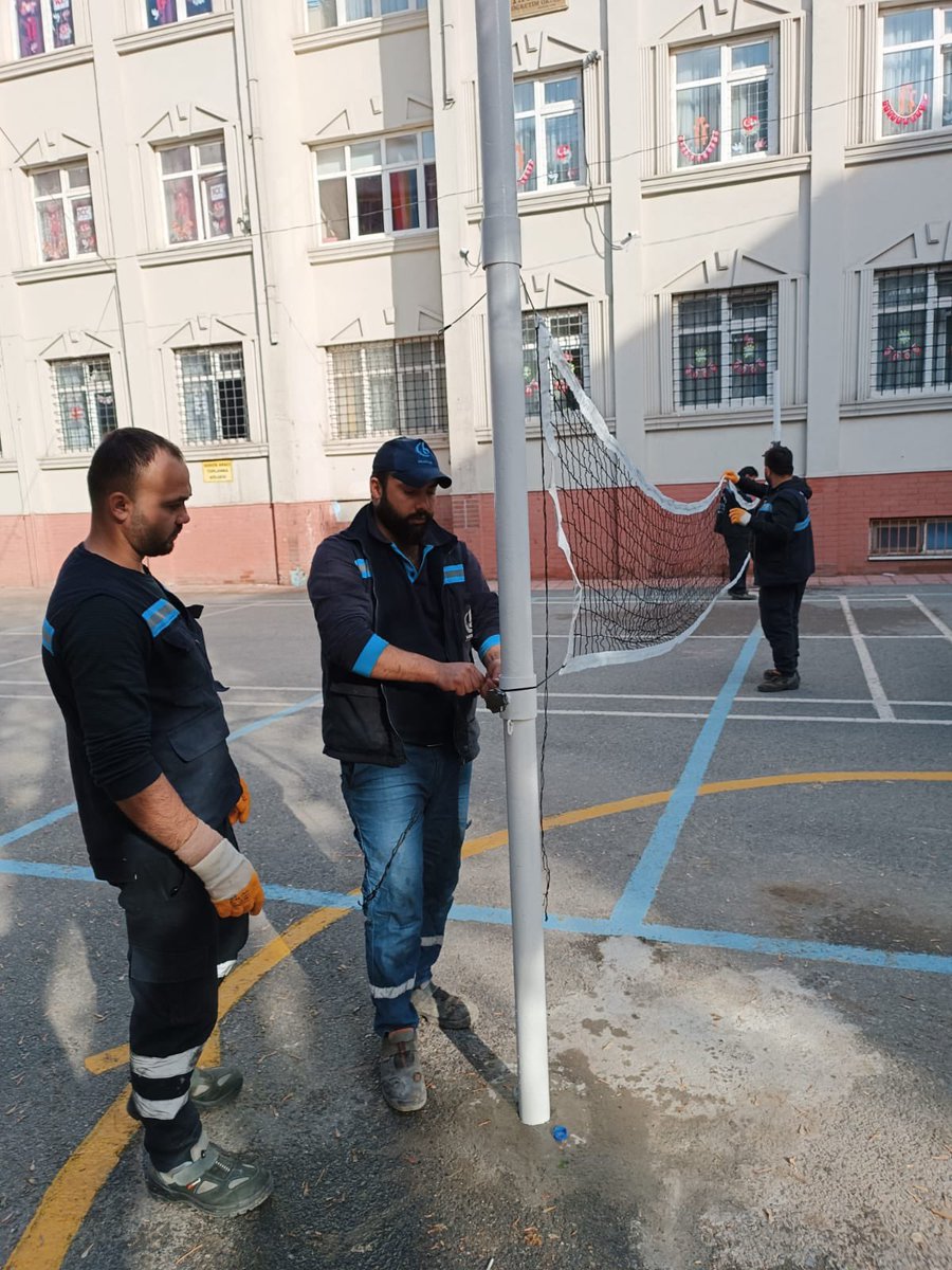 BAtaturkio's tweet photo. Çok teşekkür ederiz belediye başkanımıza ve belediye çalışanlarımıza👍🙏
@abdullahozdemir 
@BagcilarBld https://t.co/zRmDudcykk