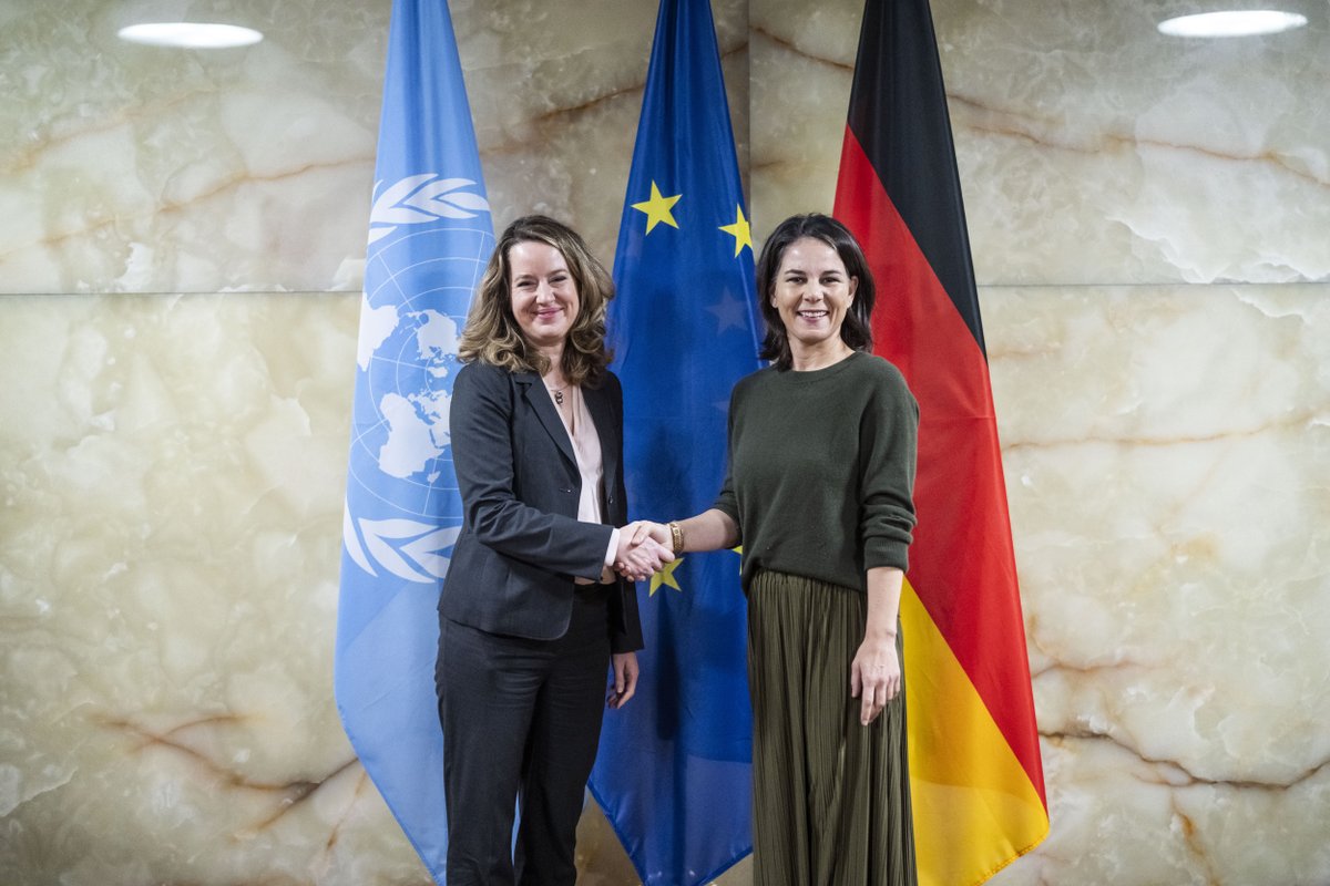 IOMchief's tweet photo. Delighted to meet Germany's Foreign Minister Annalena Baerbock @ABaerbock.
@UNMigration is grateful for the continued collaboration with @GermanyDiplo and I look forward to working closely to create opportunities for migrants and vulnerable people.
#DGPopeMeets https://t.co/ckM8Rx5JKi